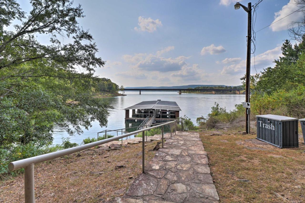Fairfield Bay Lakefront Greers Ferry Cabin With Covered Boat Slip! מראה חיצוני תמונה